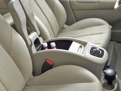 2007款 2.0L 自动 5座