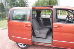 2010款 1.6L 手动 实用型7座
