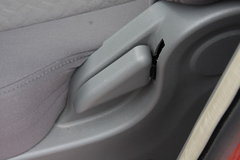 2010款 1.6L 手动 实用型7座