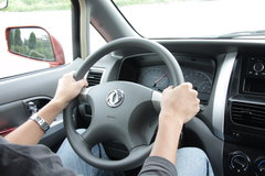 2010款 1.6L 手动 实用型7座