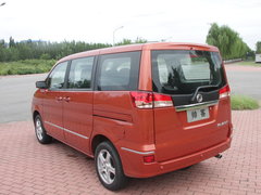 2010款 1.6L 手动 实用型7座