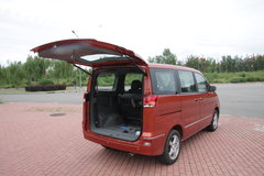 2010款 1.6L 手动 实用型7座