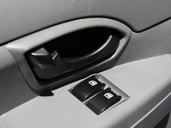 2010款 1.6L 手动 实用型7座