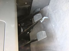 2010款 1.6L 手动 实用型7座