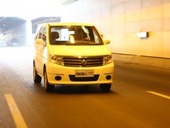 2010款 1.6L 手动 实用型7座