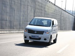 2010款 1.6L 手动 实用型7座