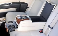 2010款 6.6T 自动 标准版