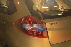 2010款 1.5L 手动 豪华型