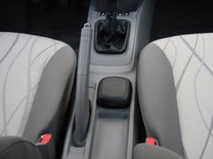 2010款 三厢 1.4SX EMT 优逸版