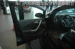 英朗 1.8L自动豪华版