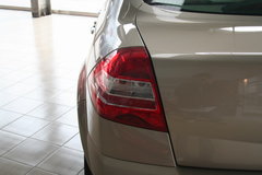 2006款 2.0L 自动 SEDAN