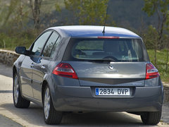 2006款 2.0L 自动 SEDAN