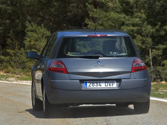 2006款 2.0L 自动 SEDAN