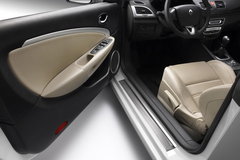 2006款 2.0L 自动 SEDAN