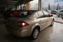 2006款 2.0L 自动 SEDAN