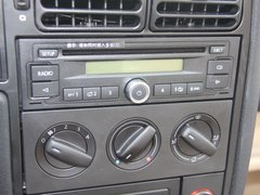 2010款 1.6L 手动 伙伴型