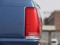 2010款 1.6L 手动 伙伴型