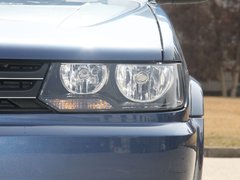 2010款 1.6L 手动 伙伴型