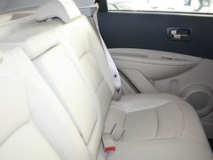 2010款 2.0L CVT 火 5座