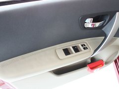 2010款 2.0L CVT 火 5座