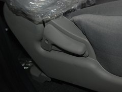 2010款 2.0T 手动 舒适型 5座