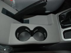 2010款 2.0T 手动 舒适型 5座