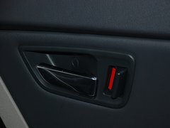 2010款 2.0T 手动 舒适型 5座