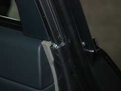 2010款 2.0T 手动 舒适型 5座
