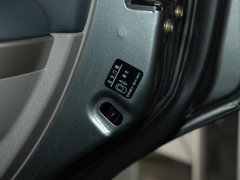 2010款 2.0T 手动 舒适型 5座