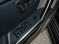 2010款 2.0T 手动 舒适型 5座
