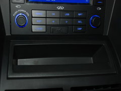 2010款 2.0T 手动 舒适型 5座