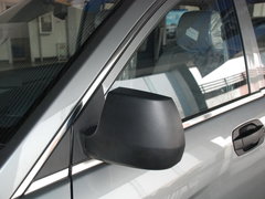 2010款 2.0T 手动 舒适型 5座
