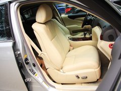 2010款 460L 4.6 自动 加长版