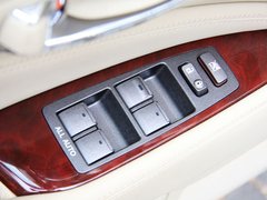 2010款 460L 4.6 自动 加长版