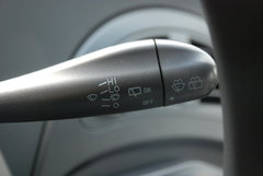 2010款 1.3L 自动 豪华型 5座