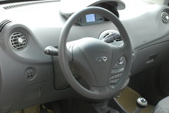 2010款 1.3L 自动 豪华型 5座