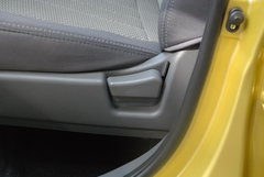 2010款 1.3L 自动 豪华型 5座
