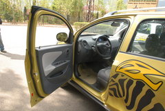 2010款 1.3L 自动 豪华型 5座