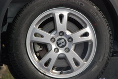 2010款 1.3L 自动 豪华型 5座