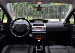 2009款 2.0L 自动 豪华型 天窗版