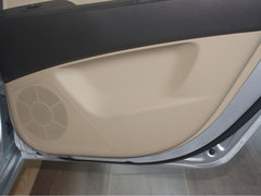 2010款 1.6L 自动 豪华型 GLS