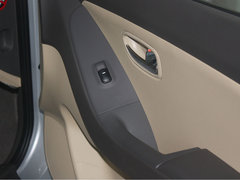 2010款 1.6L 自动 豪华型 GLS