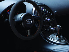 2010款 8.0T DSG 百年纪念版