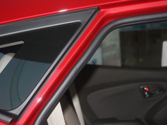 2010款 2.0L 自动 5座新锐版 GL  5座