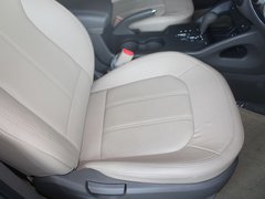 2010款 2.0L 自动 5座新锐版 GL  5座