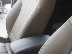 2010款 2.0L 自动 5座新锐版 GL  5座