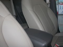 2010款 2.0L 自动 5座新锐版 GL  5座