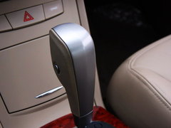 2010款 350S 1.5L 自动 讯达版