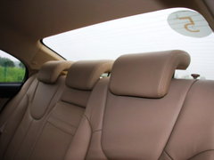 2010款 350S 1.5L 自动 讯达版