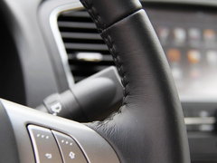 2010款 350S 1.5L 自动 讯达版